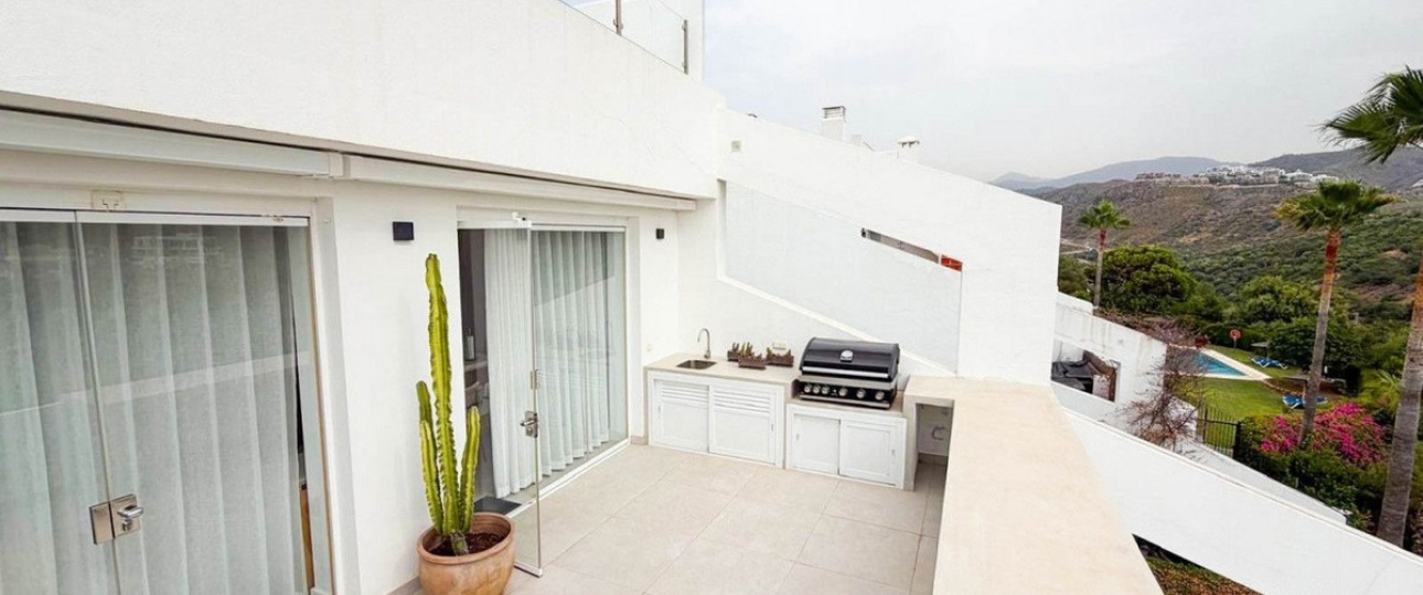 Resale - apartment - Benahavís - La Quinta