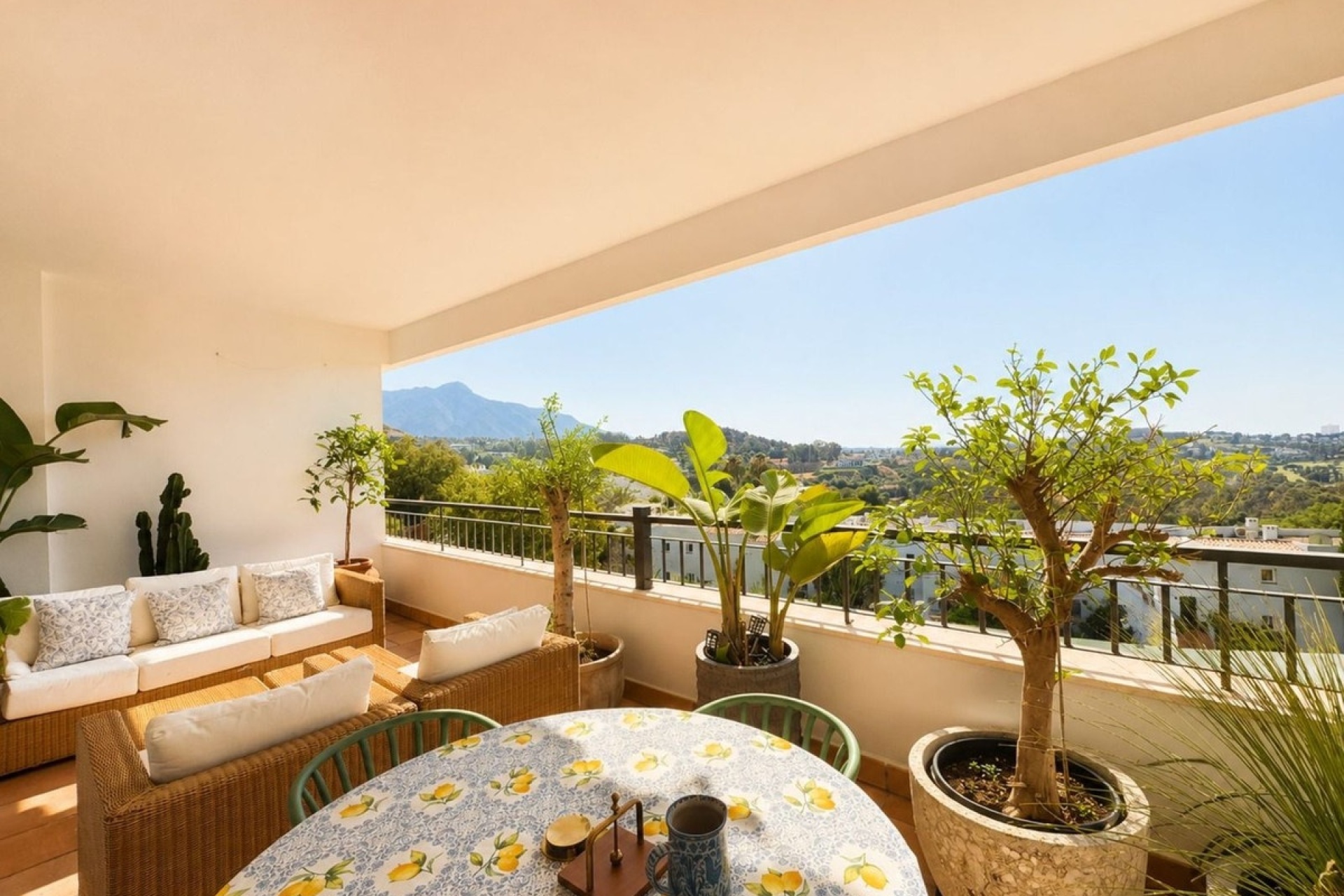 Resale - apartment - Benahavís - La Quinta