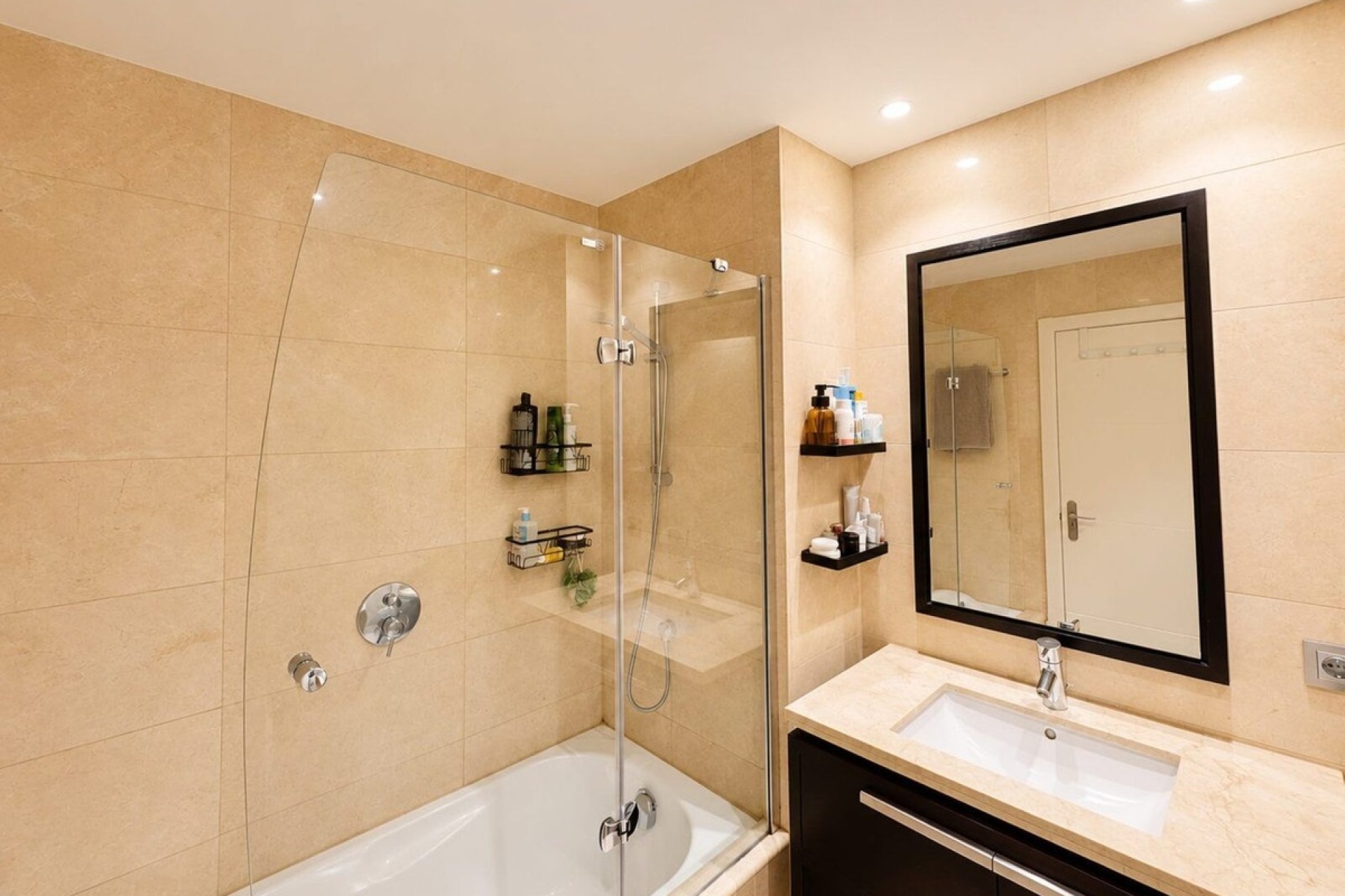 Resale - apartment - Benahavís - La Quinta