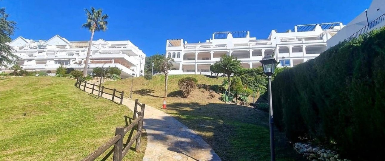 Resale - apartment - Benahavís - La Quinta