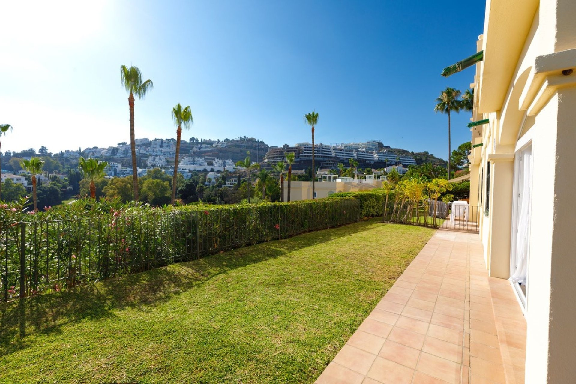 Resale - apartment - Benahavís - La Quinta