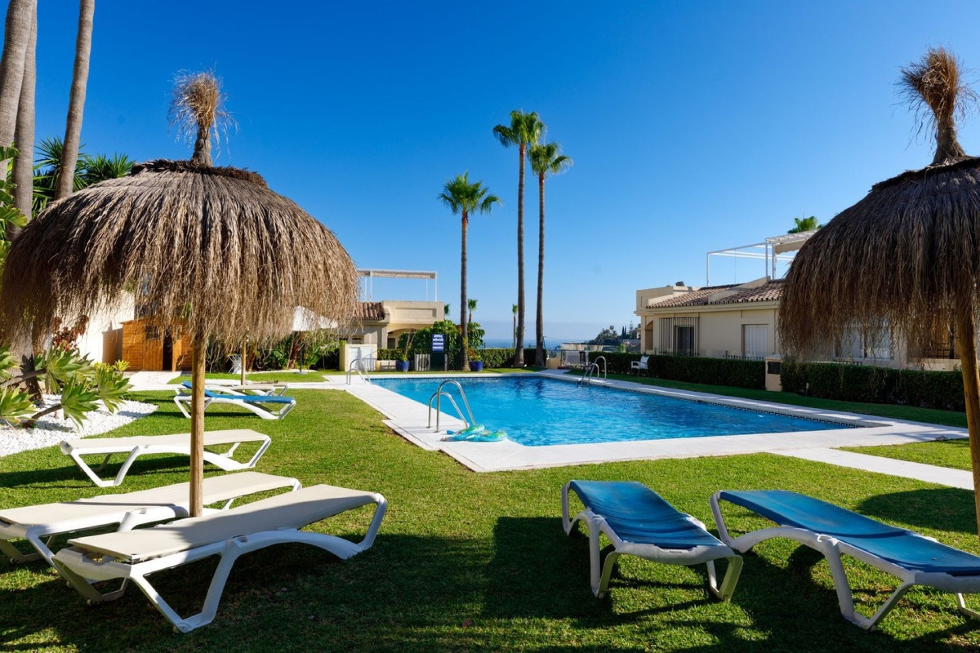 Resale - apartment - Benahavís - La Quinta