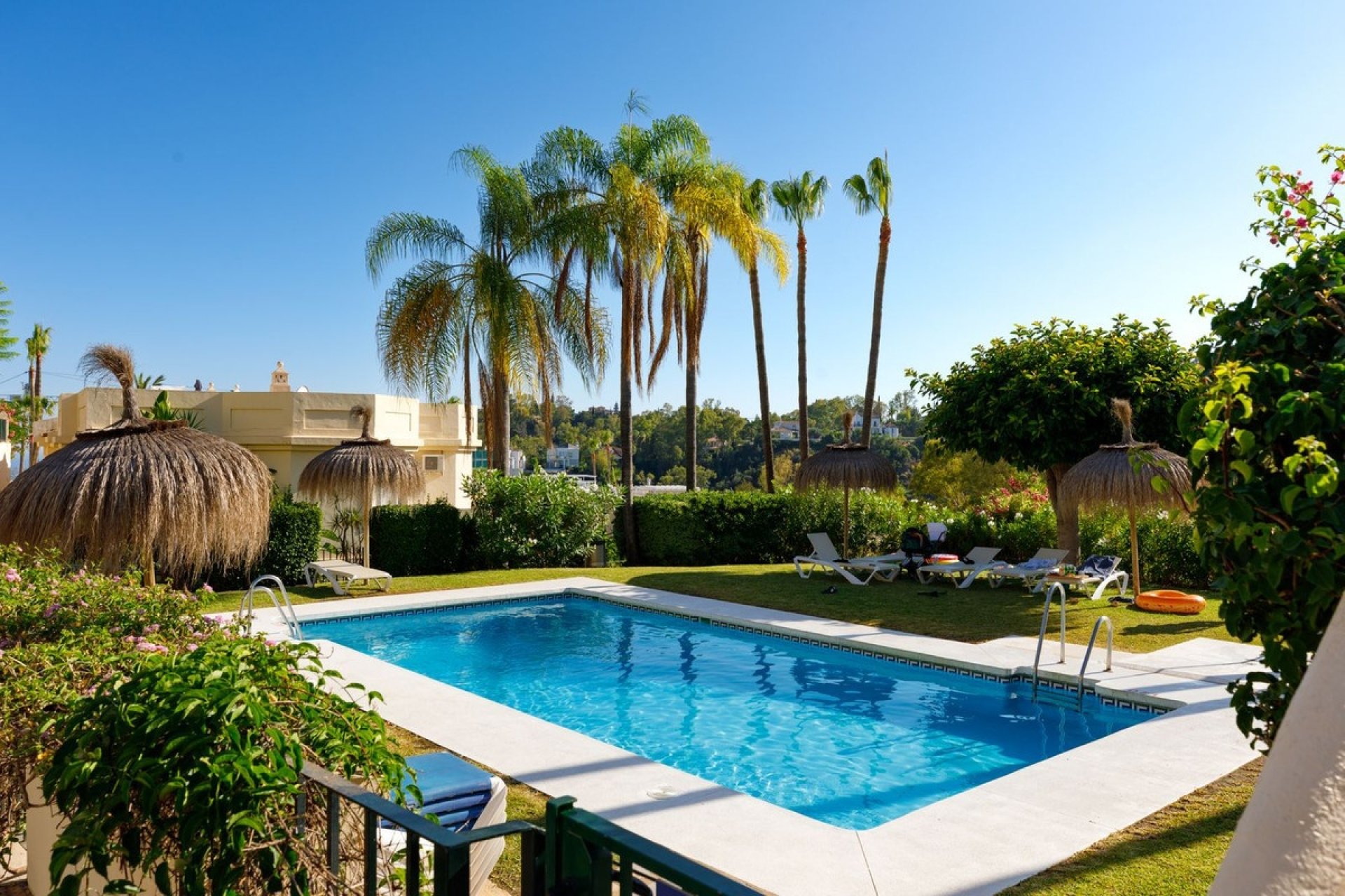 Resale - apartment - Benahavís - La Quinta