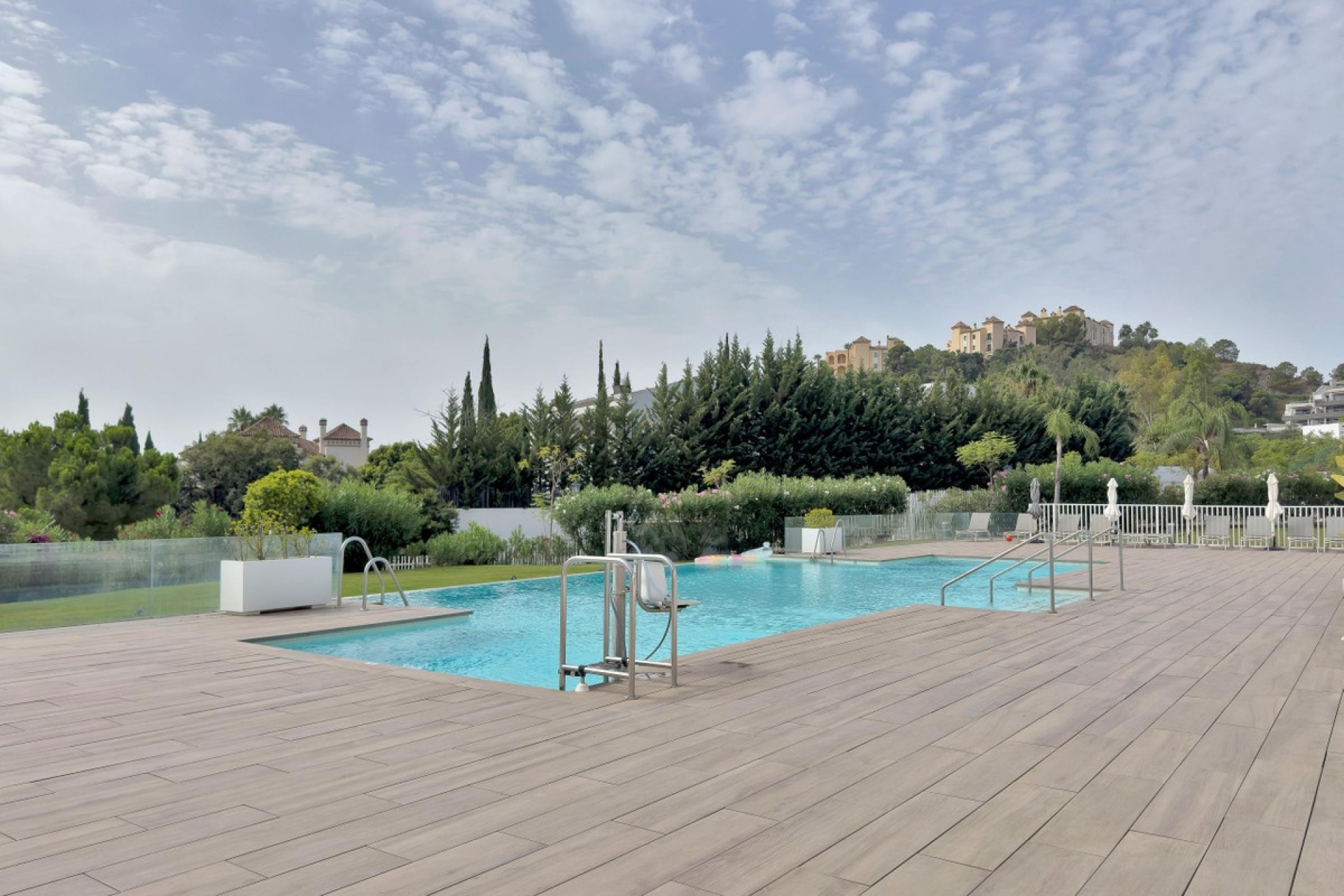 Resale - apartment - Benahavís - La Quinta