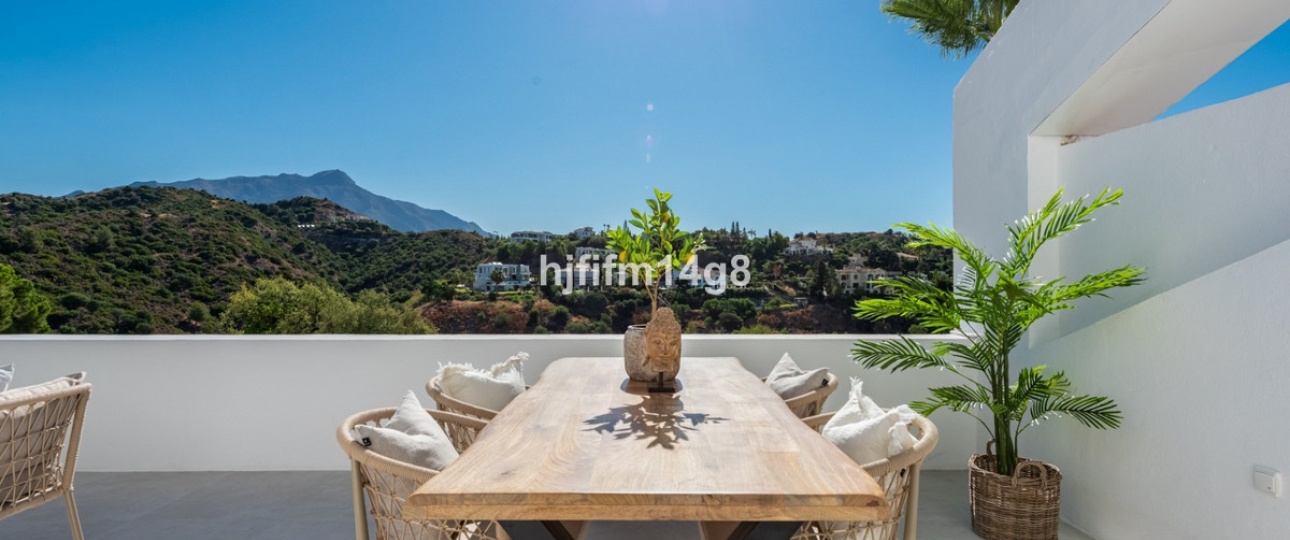 Resale - apartment - Benahavís - La Quinta