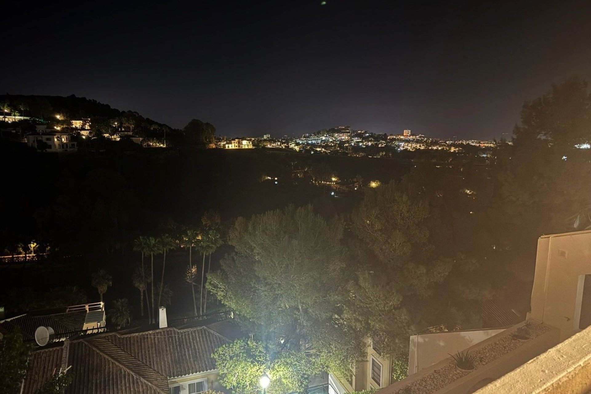 Resale - apartment - Benahavís - La Quinta