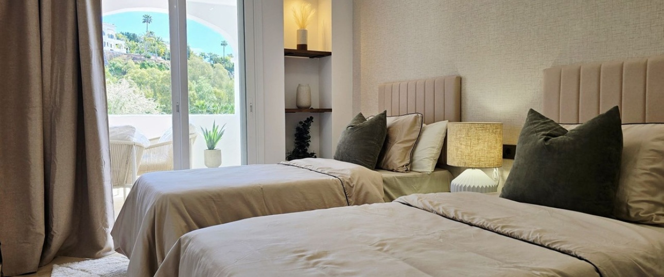 Resale - apartment - Benahavís - La Quinta