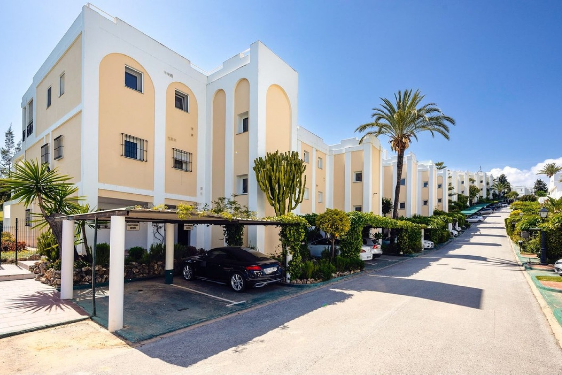 Resale - apartment - Benahavís - La Quinta