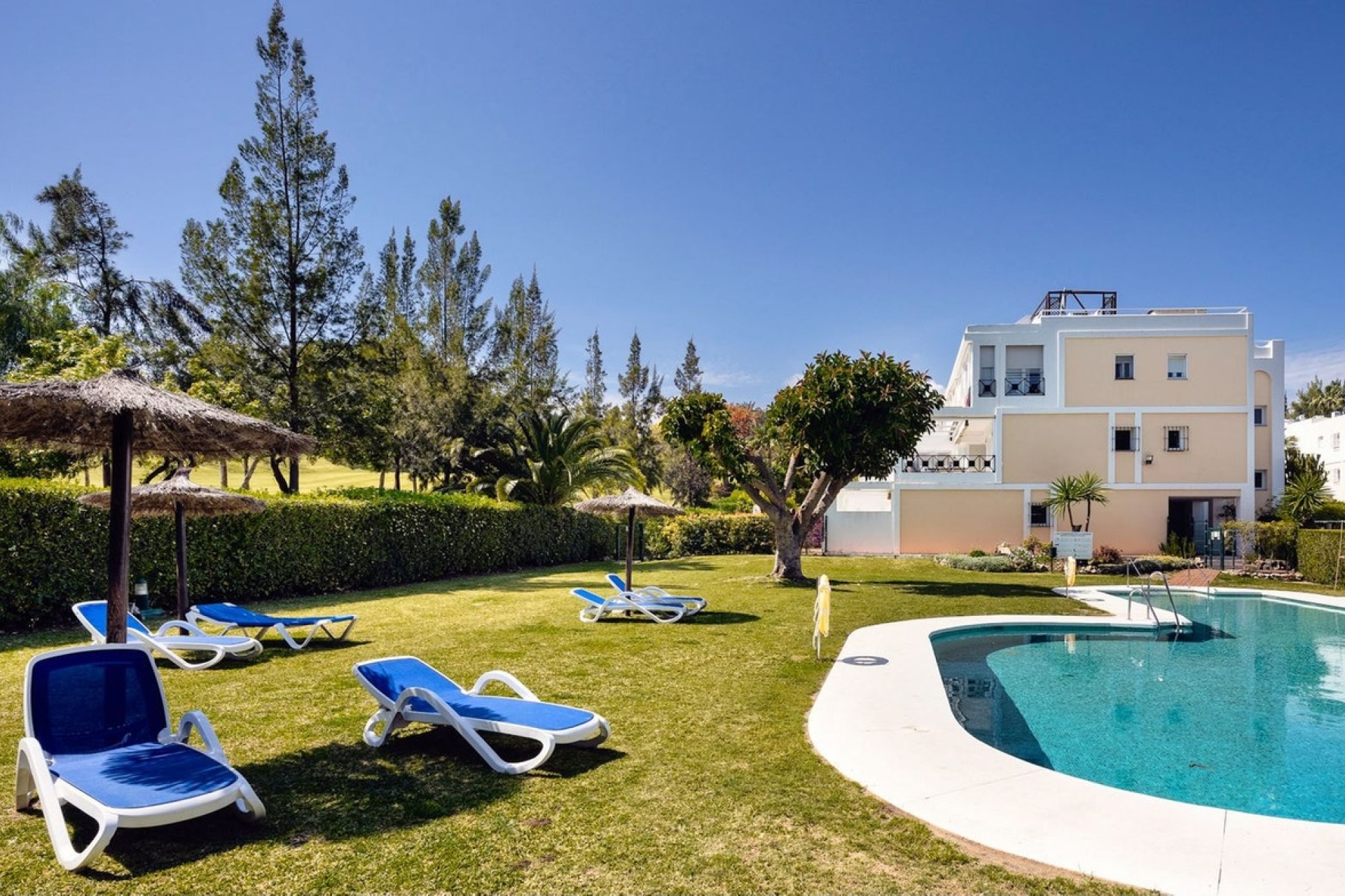 Resale - apartment - Benahavís - La Quinta