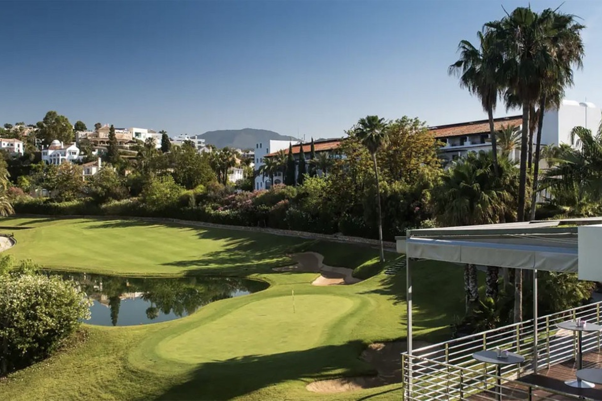 Resale - apartment - Benahavís - La Quinta