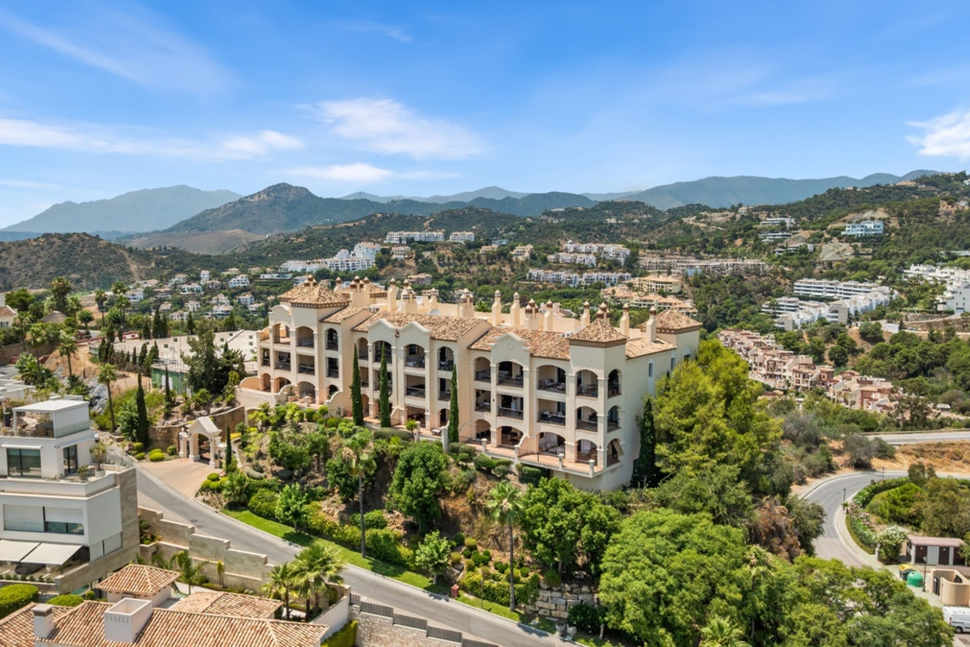 Resale - apartment - Benahavís - La Quinta