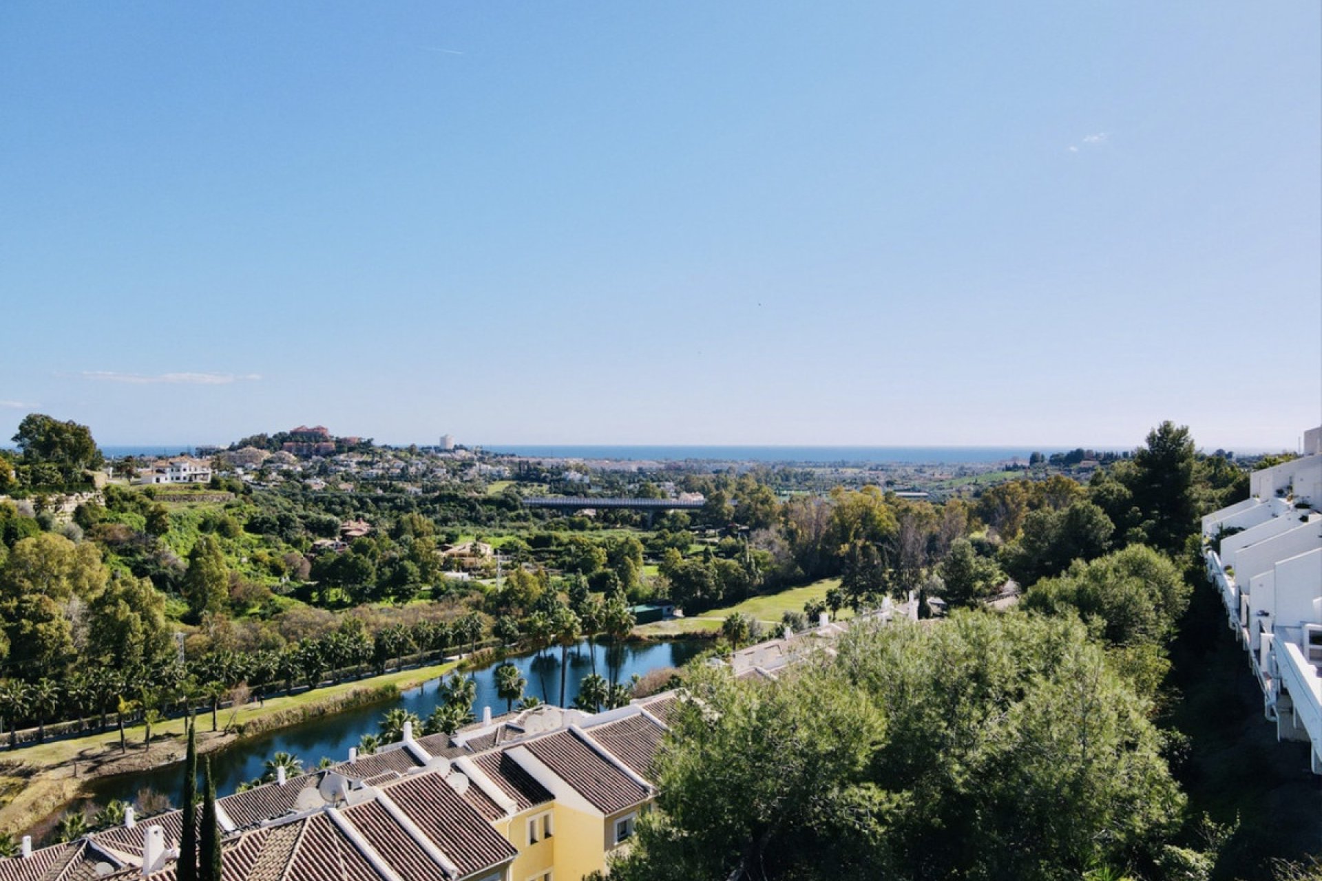 Resale - apartment - Benahavís - La Quinta