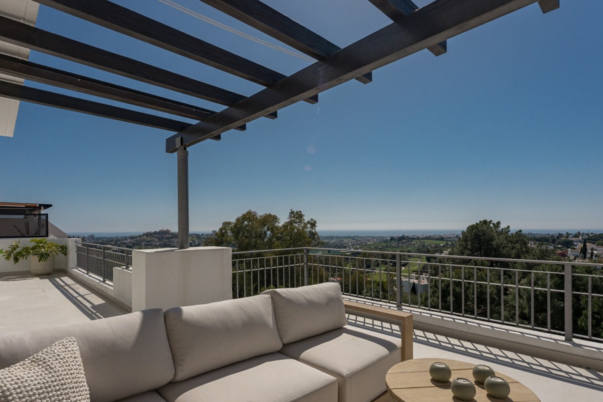 Resale - apartment - Benahavís - La Quinta