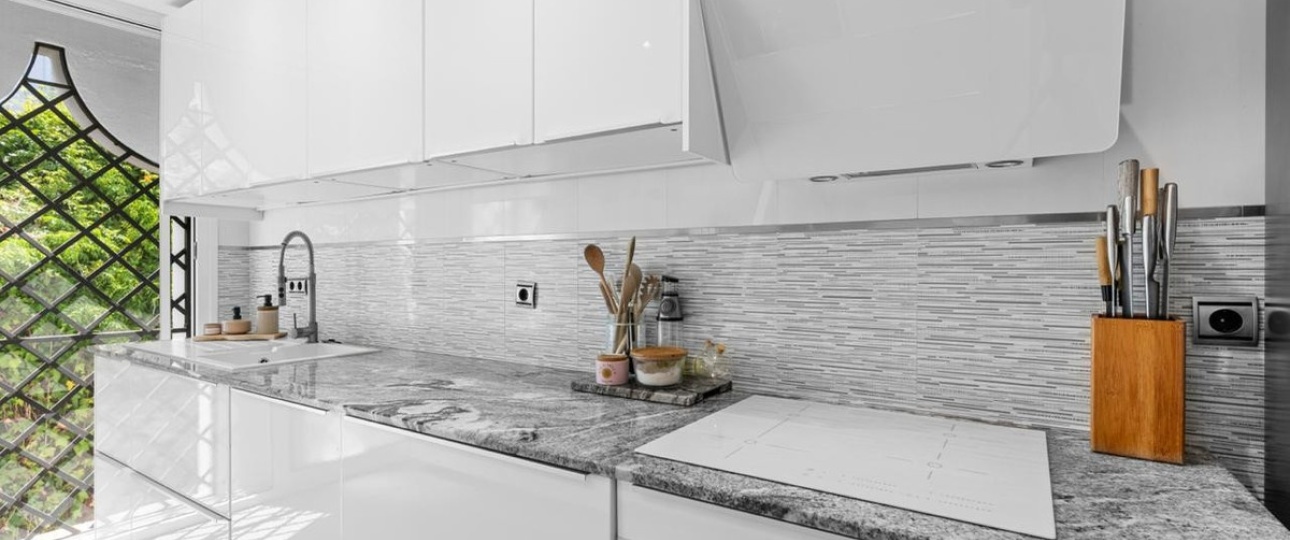 Resale - apartment - Benahavís - La Quinta