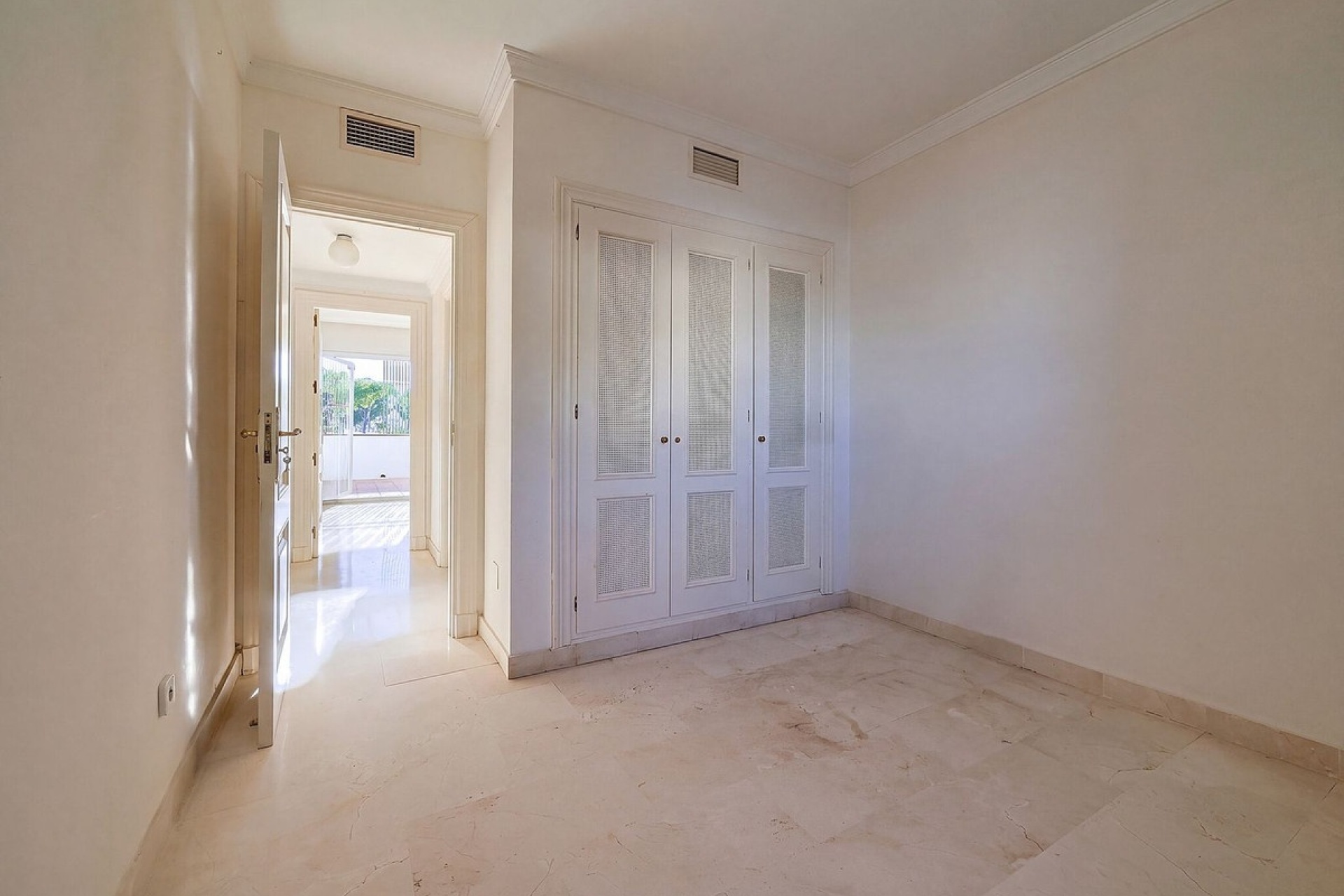 Resale - apartment - Benahavís - La Quinta