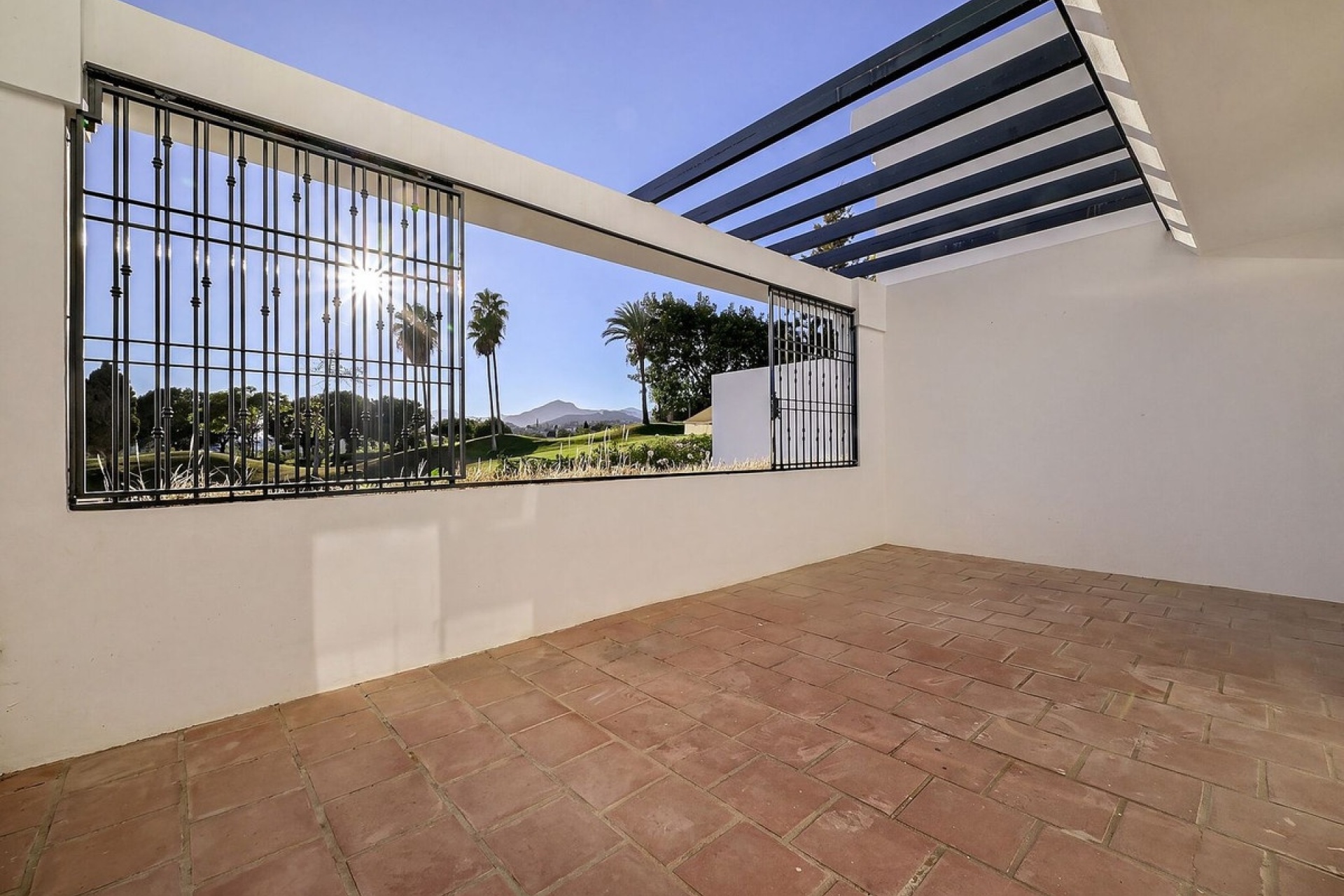 Resale - apartment - Benahavís - La Quinta