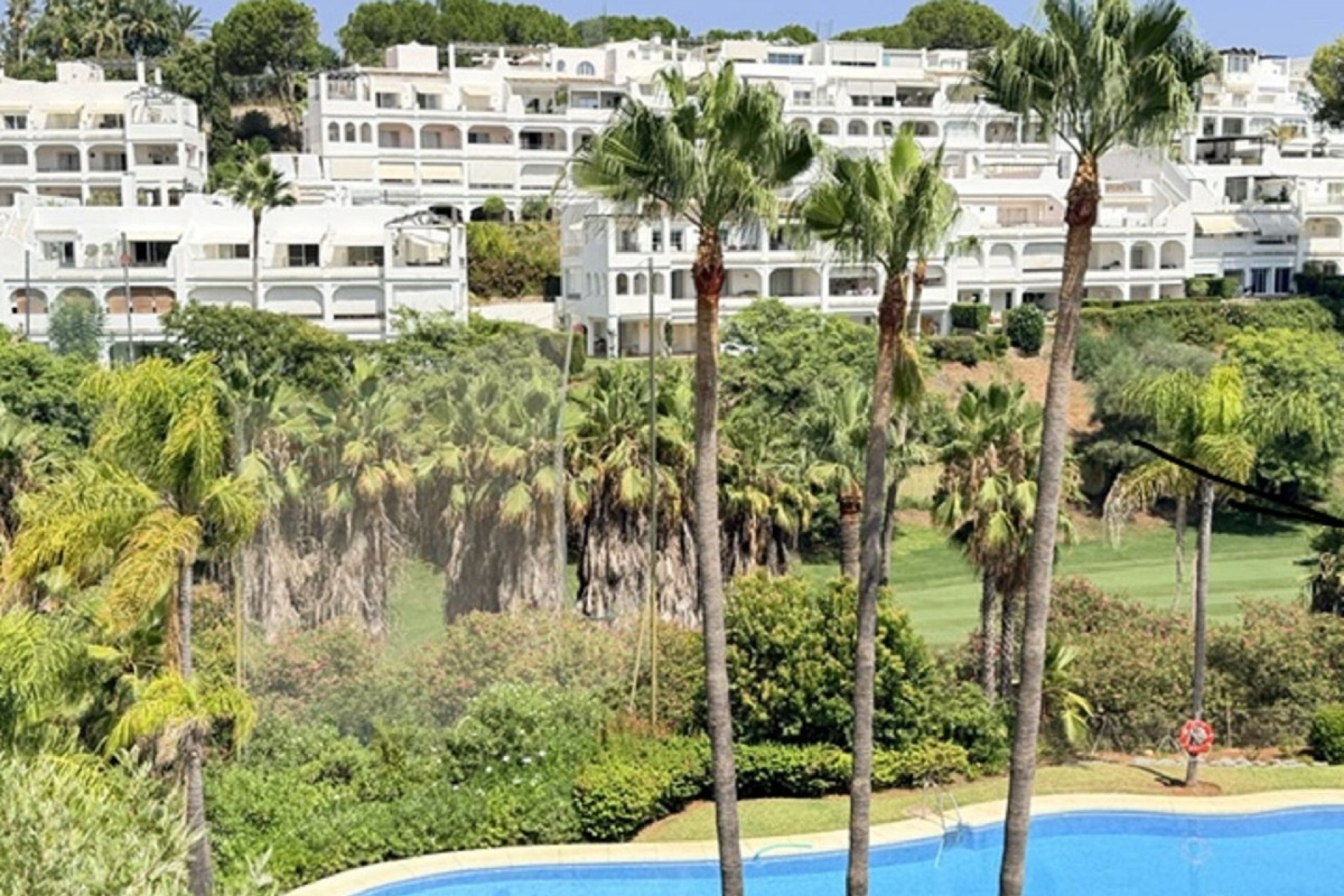 Resale - apartment - Benahavís - La Quinta