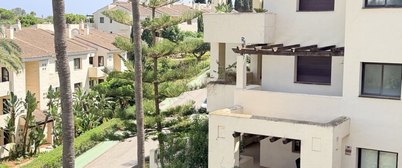 Resale - apartment - Benahavís - La Quinta