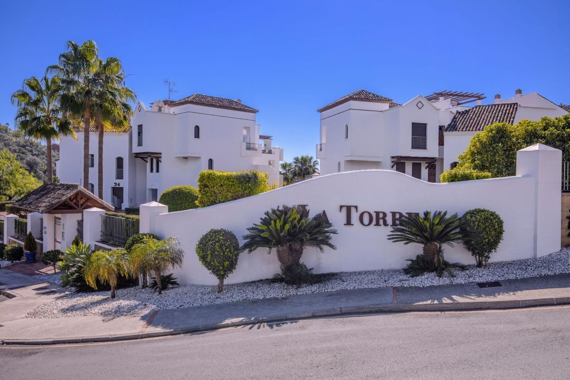 Resale - apartment - Benahavís - Los Arqueros