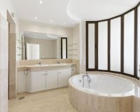 Resale - apartment - Benahavís - Los Arqueros