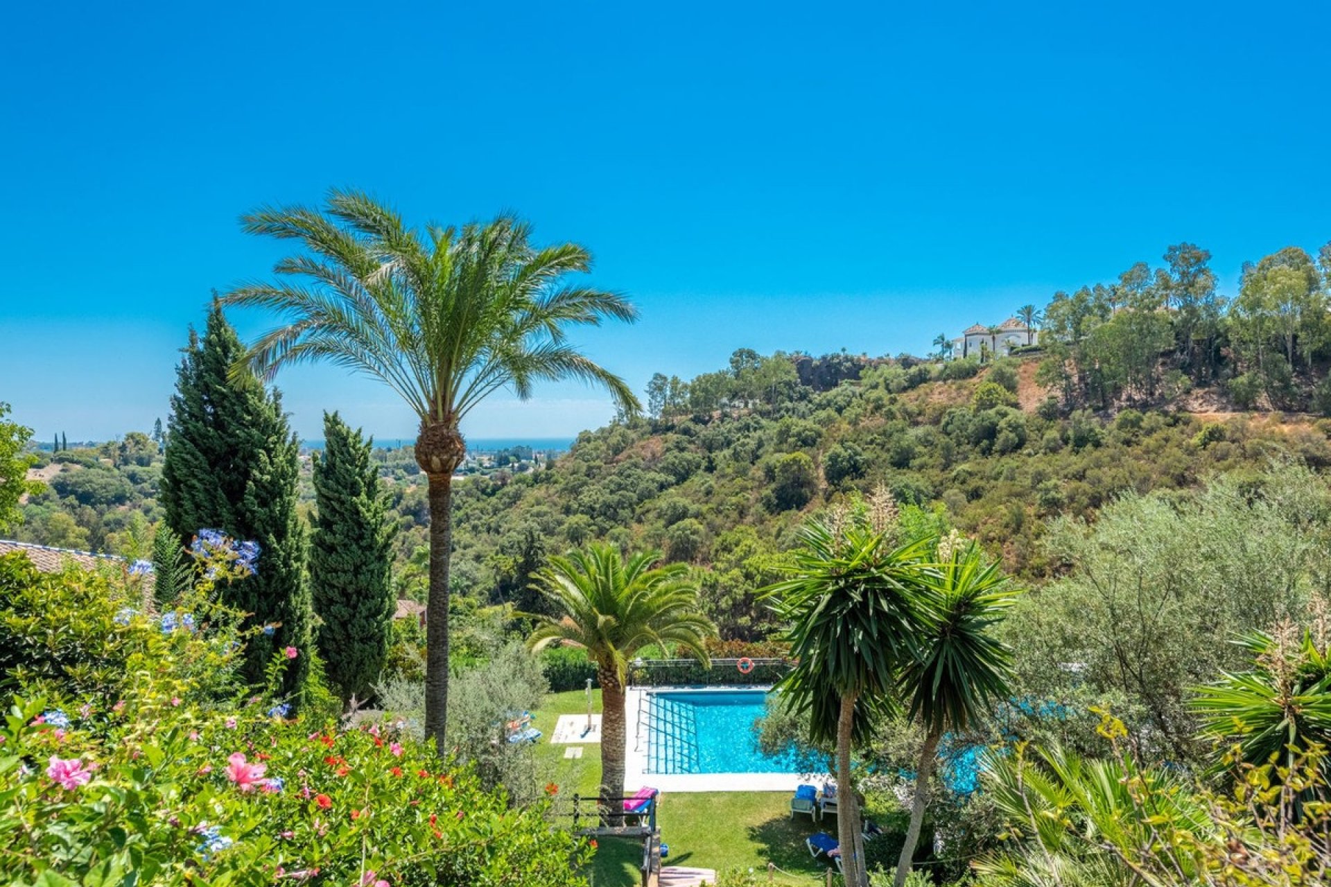 Resale - apartment - Benahavís - Los Arqueros
