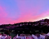 Resale - apartment - Benahavís - Los Arqueros