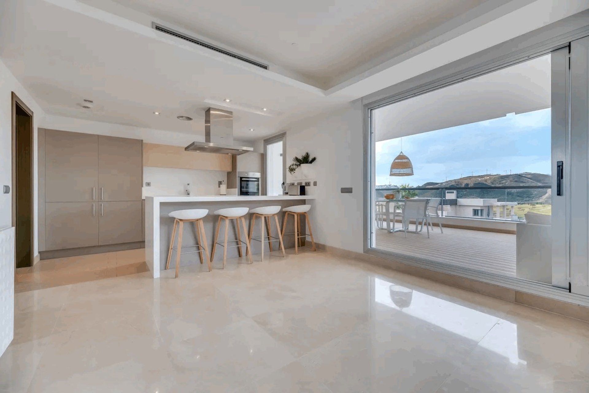 Resale - apartment - Benahavís - Los Arqueros