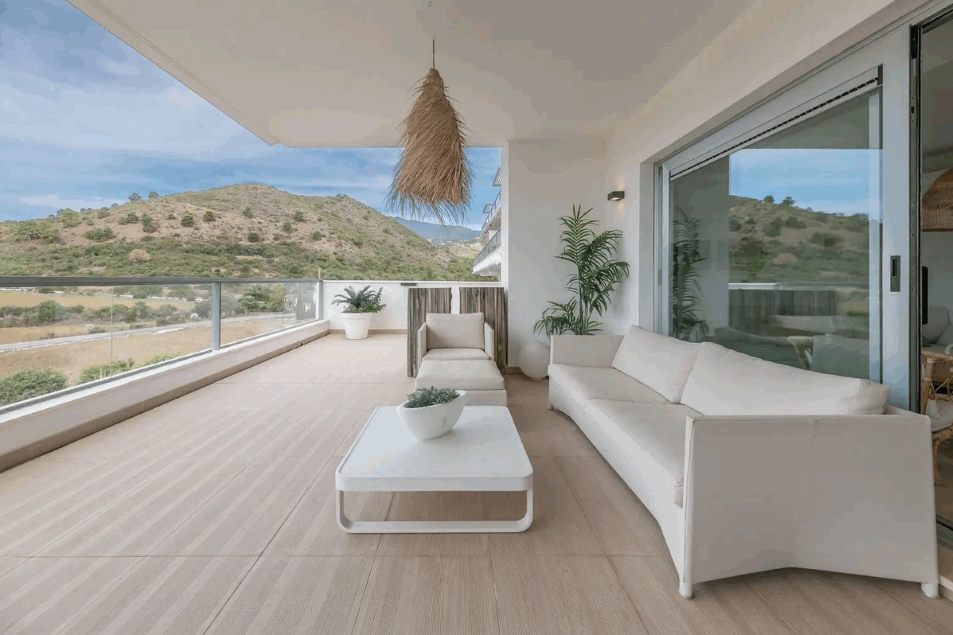 Resale - apartment - Benahavís - Los Arqueros