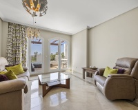 Resale - apartment - Benahavís - Los Arqueros