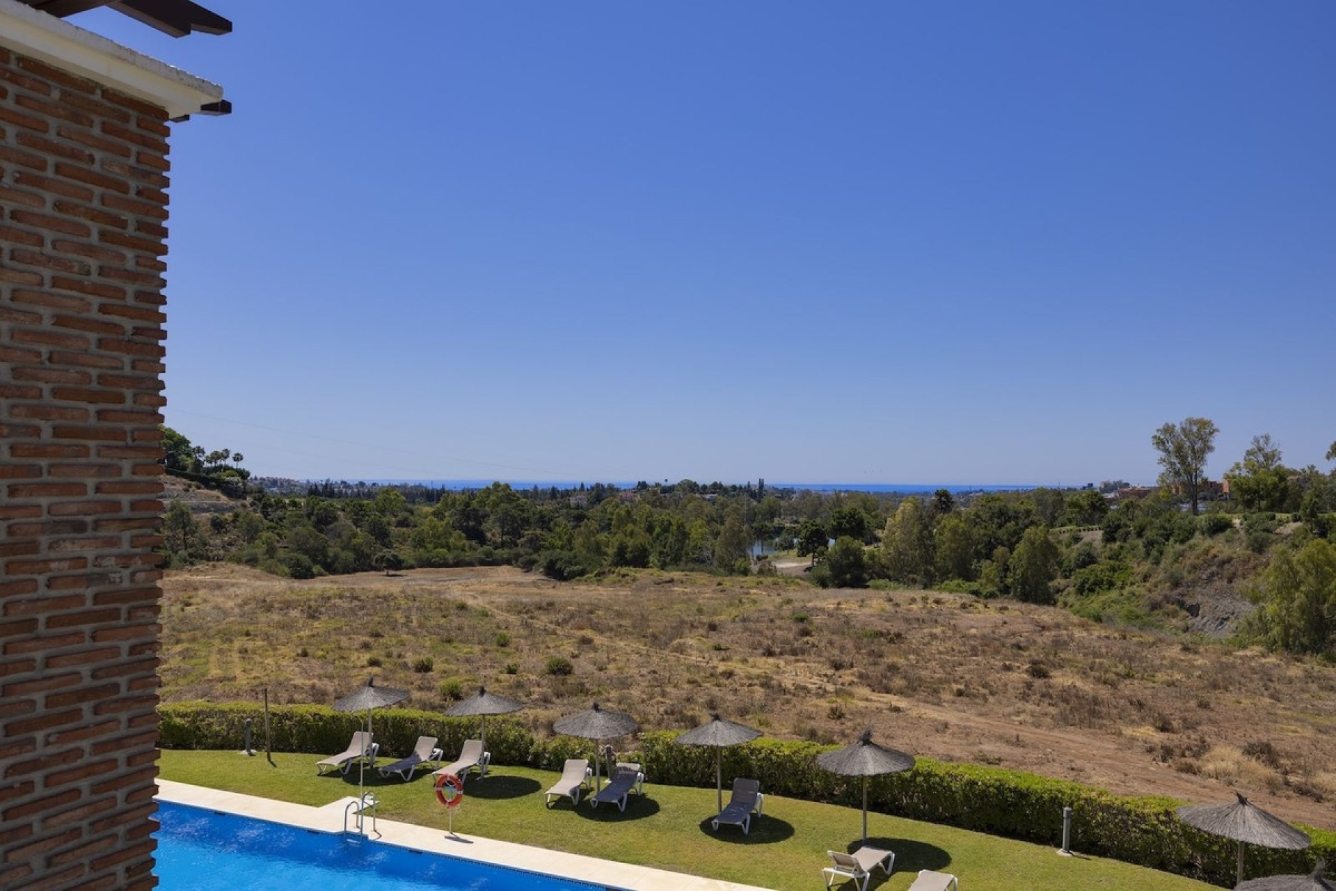 Resale - apartment - Benahavís - Los Arqueros