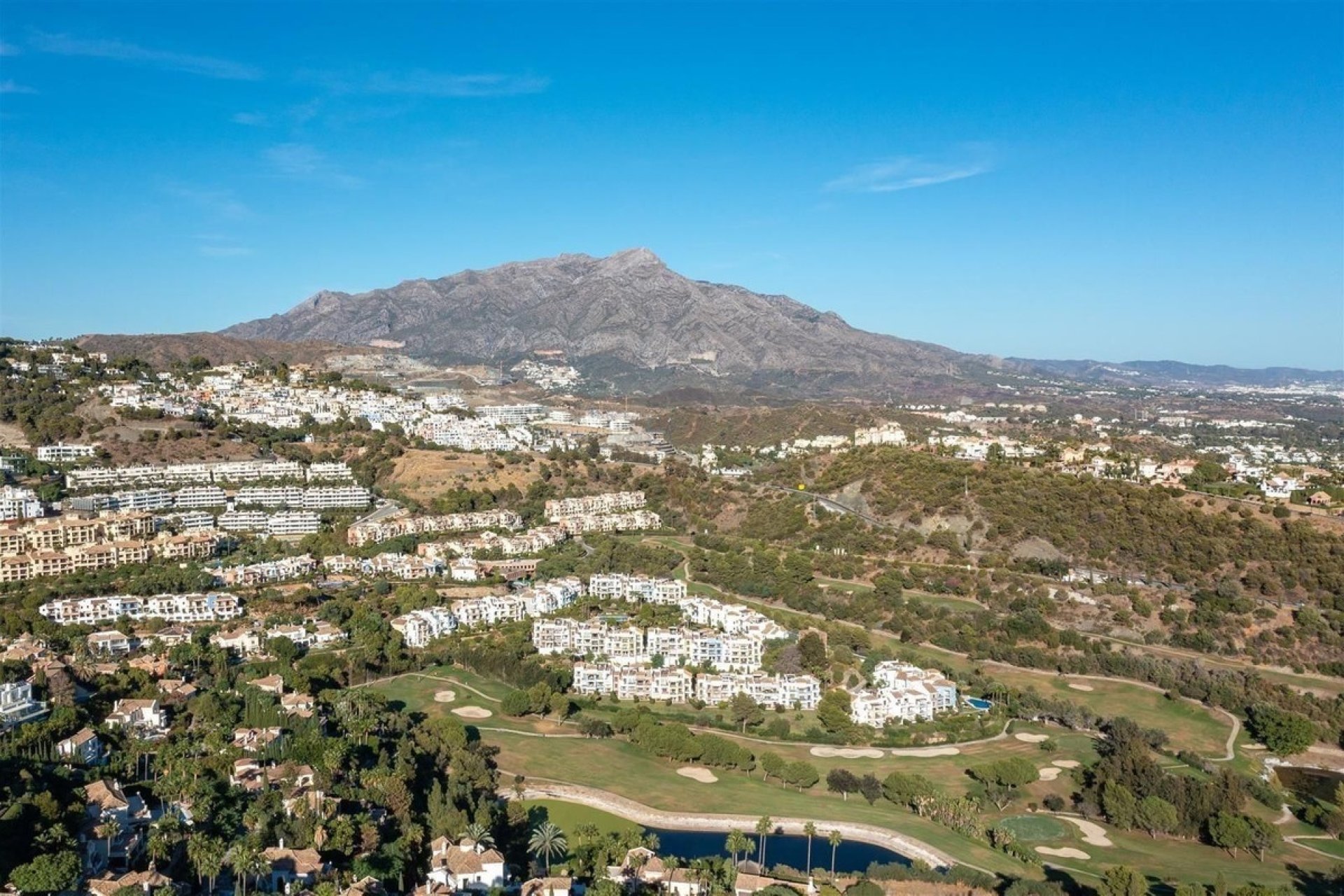 Resale - apartment - Benahavís - Los Arqueros