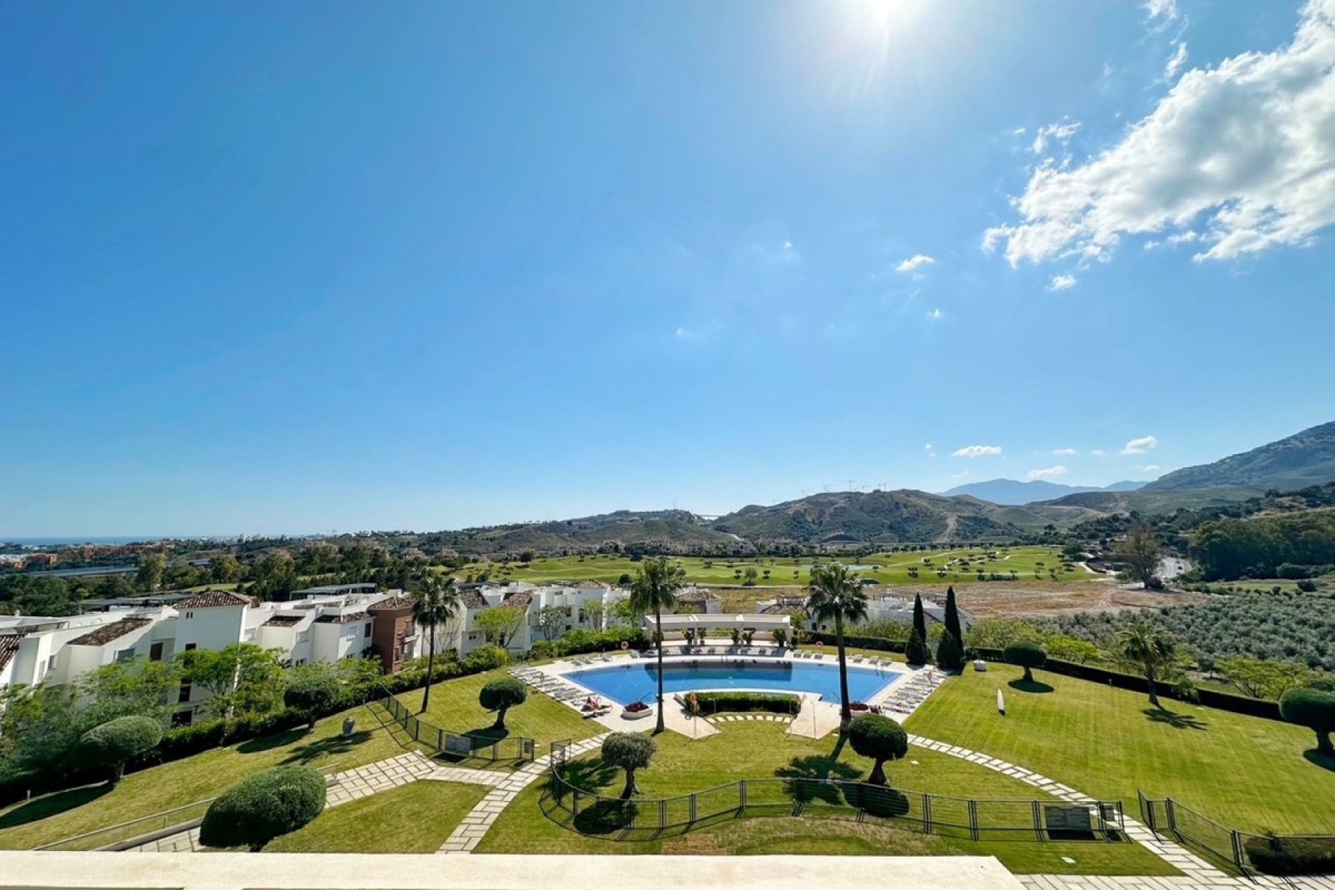Resale - apartment - Benahavís - Los Arqueros