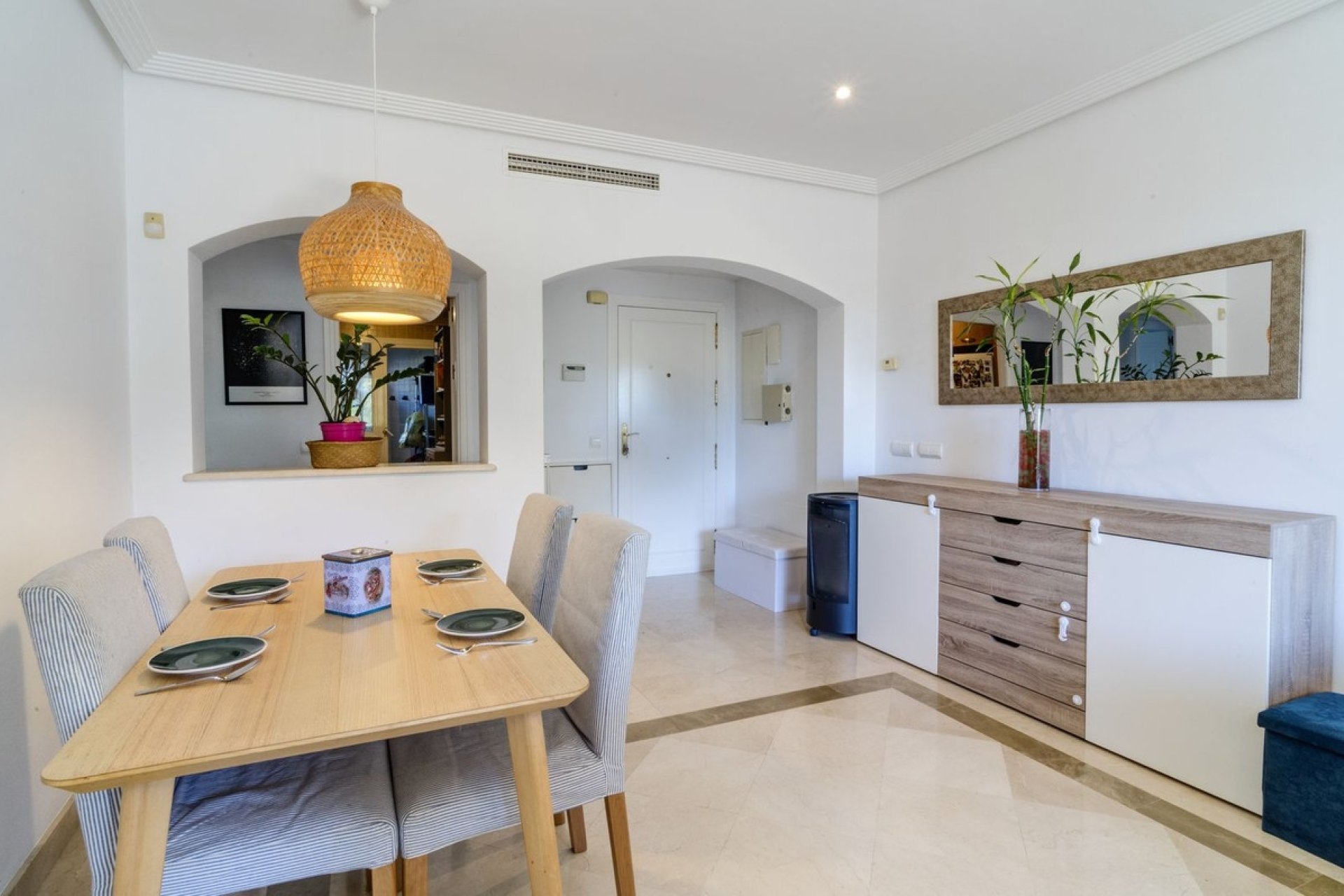 Resale - apartment - Benahavís - Los Arqueros