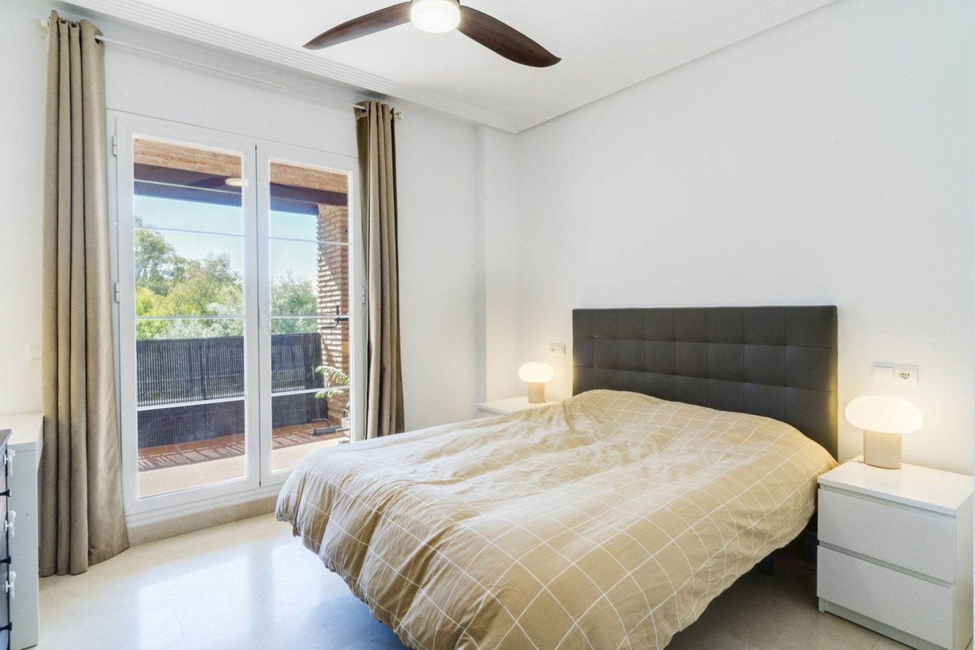 Resale - apartment - Benahavís - Los Arqueros