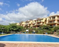 Resale - apartment - Benahavís - Los Arqueros