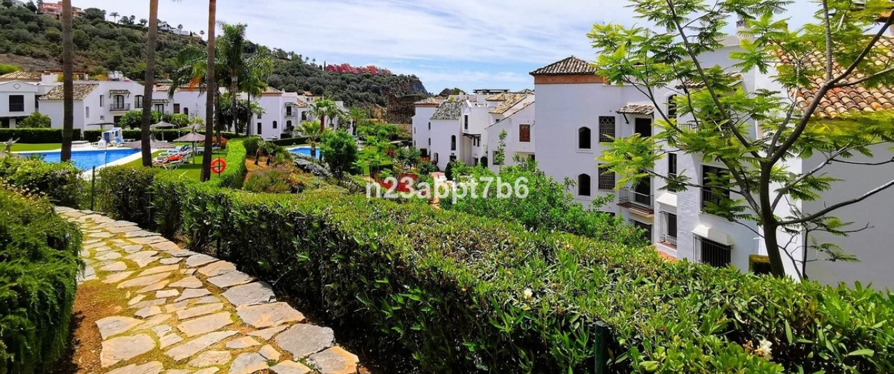 Resale - apartment - Benahavís - Los Arqueros