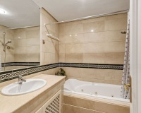 Resale - apartment - Benahavís - Los Arqueros