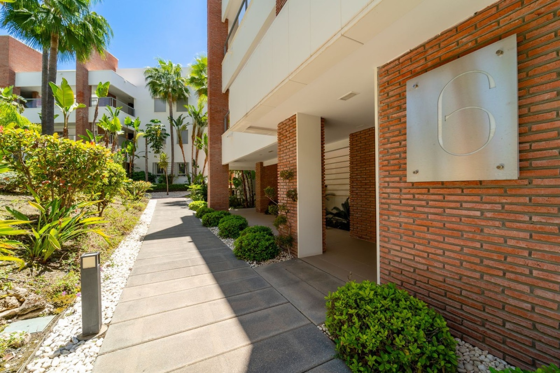 Resale - apartment - Benahavís - Los Arqueros