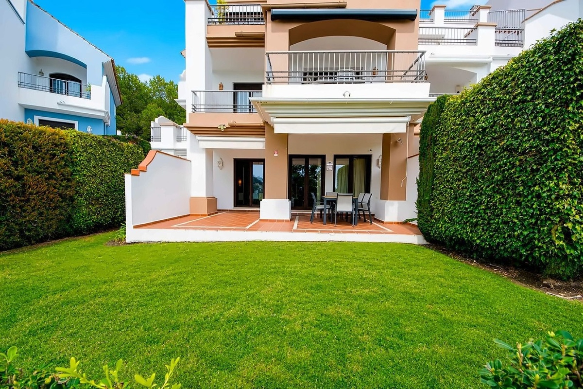 Resale - apartment - Benahavís - Los Arqueros