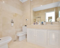 Resale - apartment - Benahavís - Los Arqueros