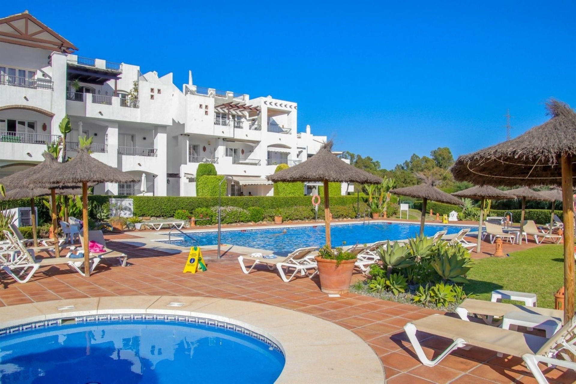 Resale - apartment - Benahavís - Los Arqueros