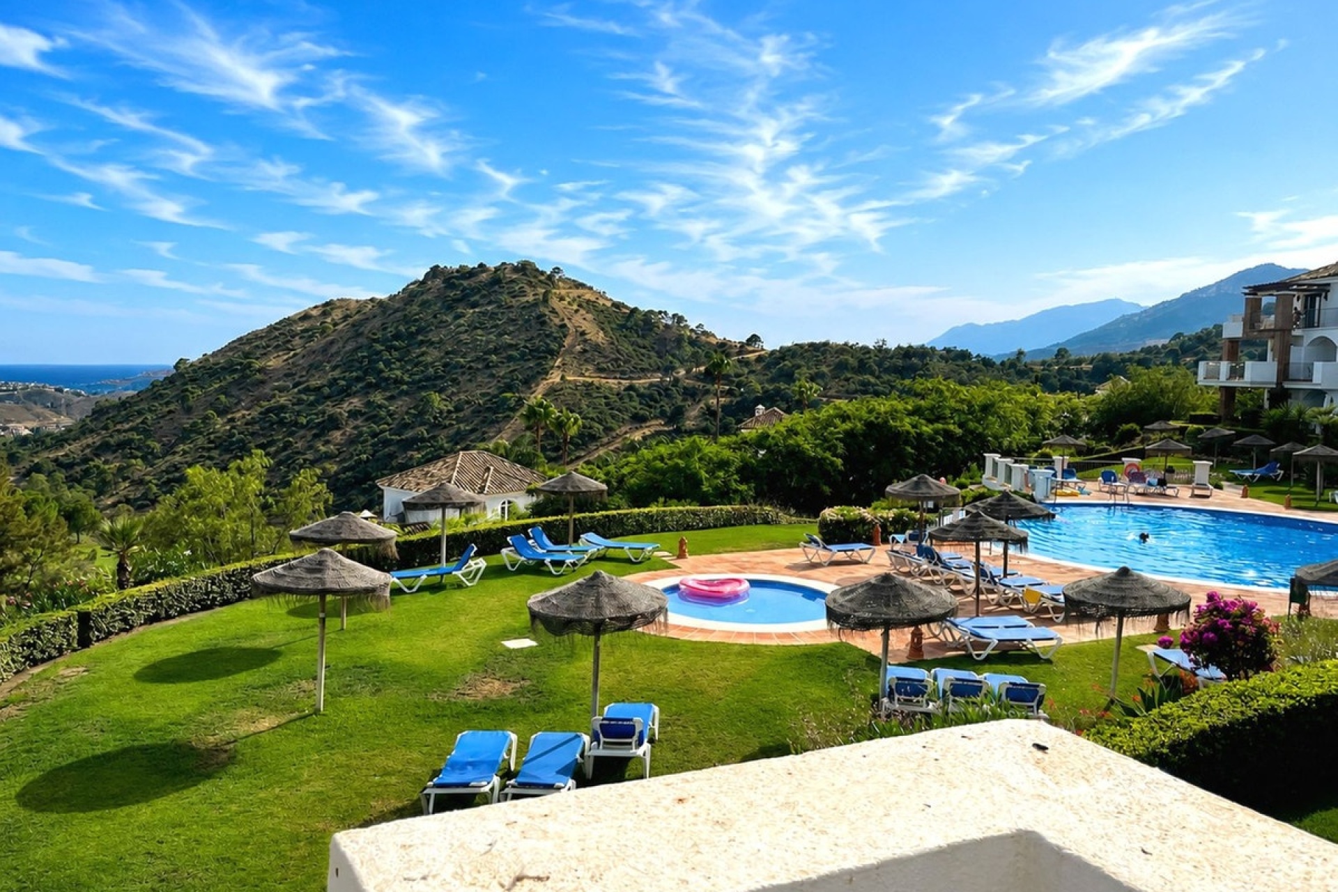 Resale - apartment - Benahavís - Los Arqueros
