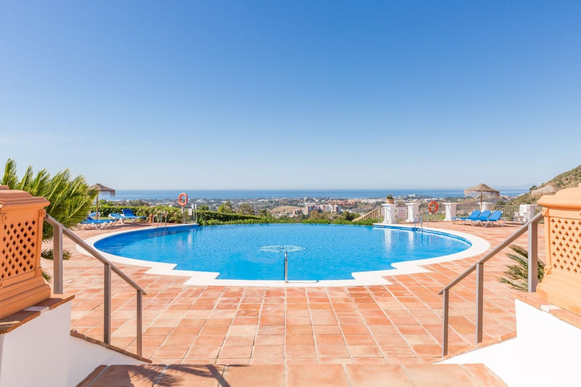 Resale - apartment - Benahavís - Los Arqueros