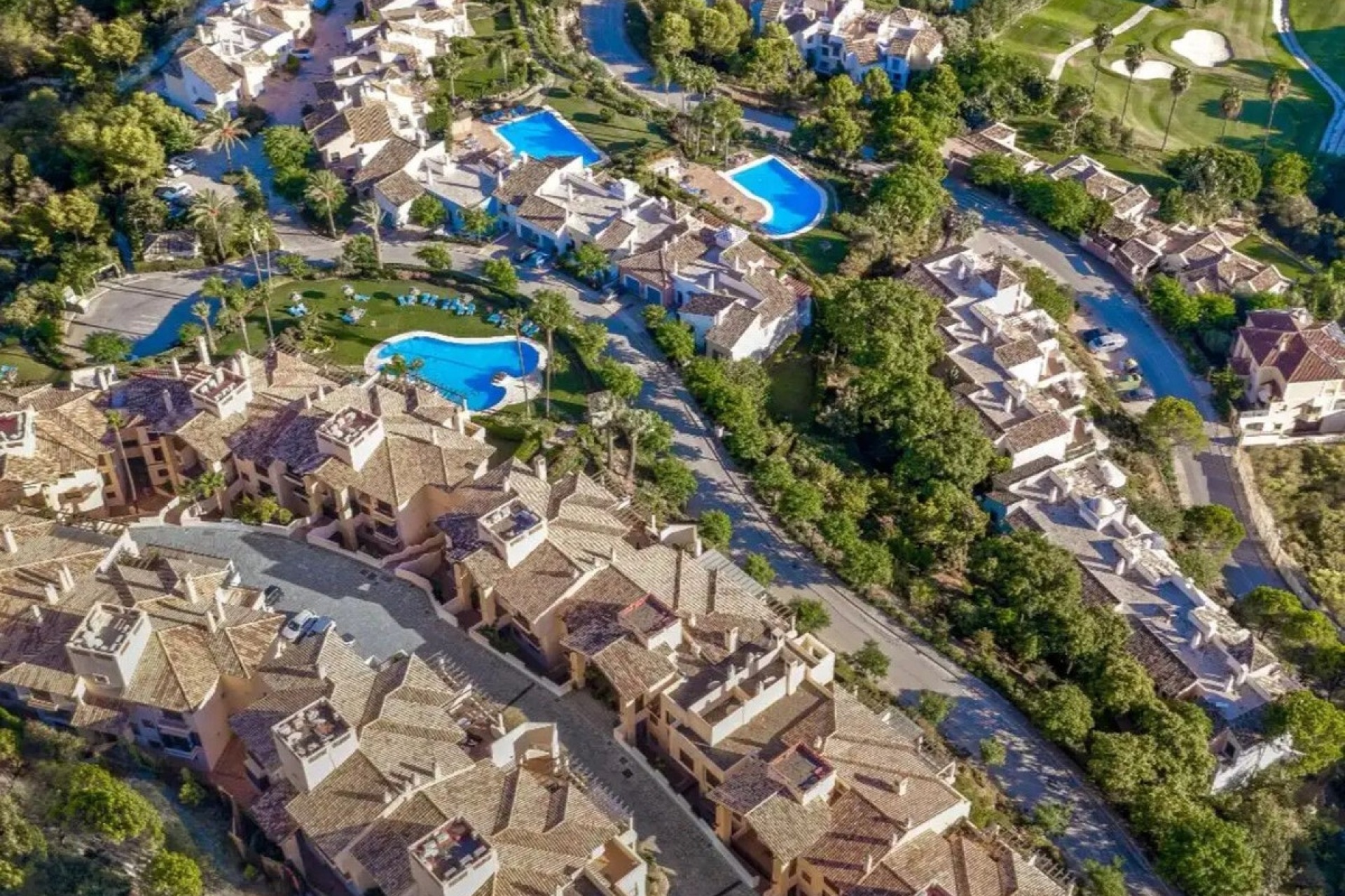 Resale - apartment - Benahavís - Los Arqueros
