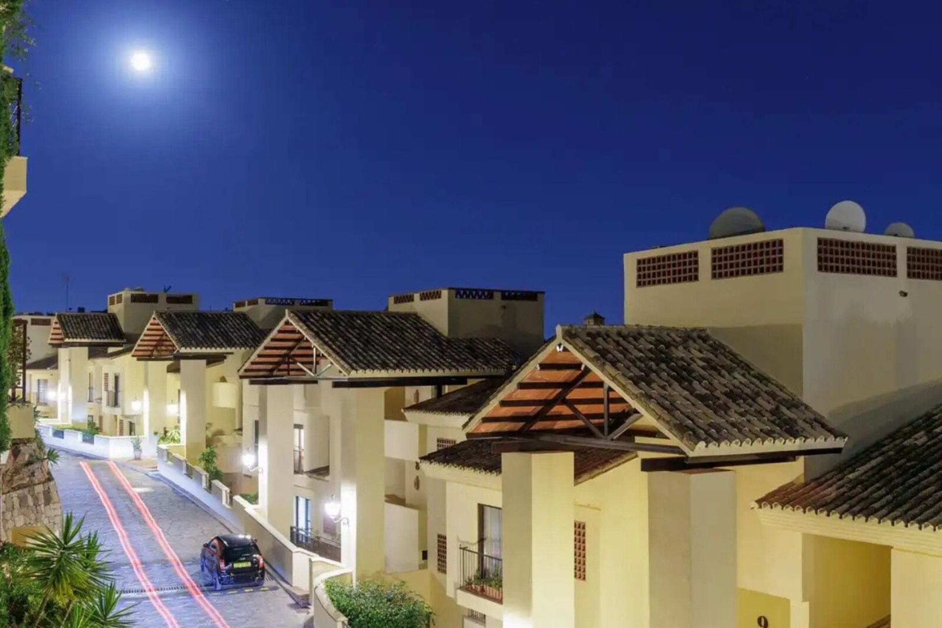 Resale - apartment - Benahavís - Los Arqueros