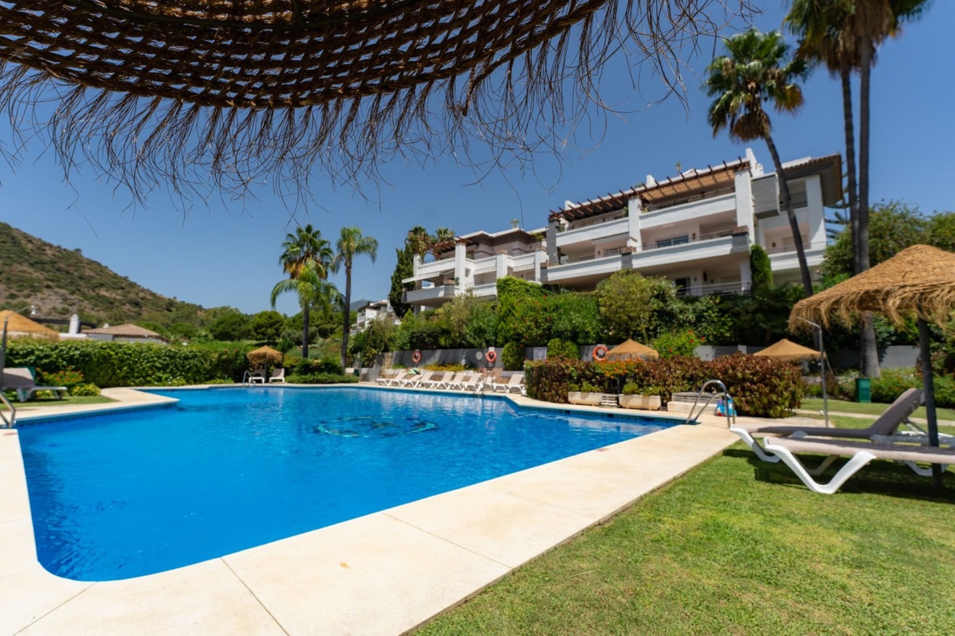 Resale - apartment - Benahavís - Los Arqueros