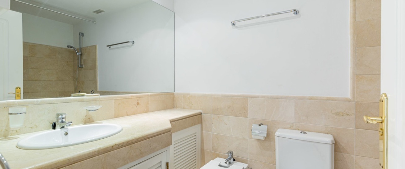 Resale - apartment - Benahavís - Los Arqueros