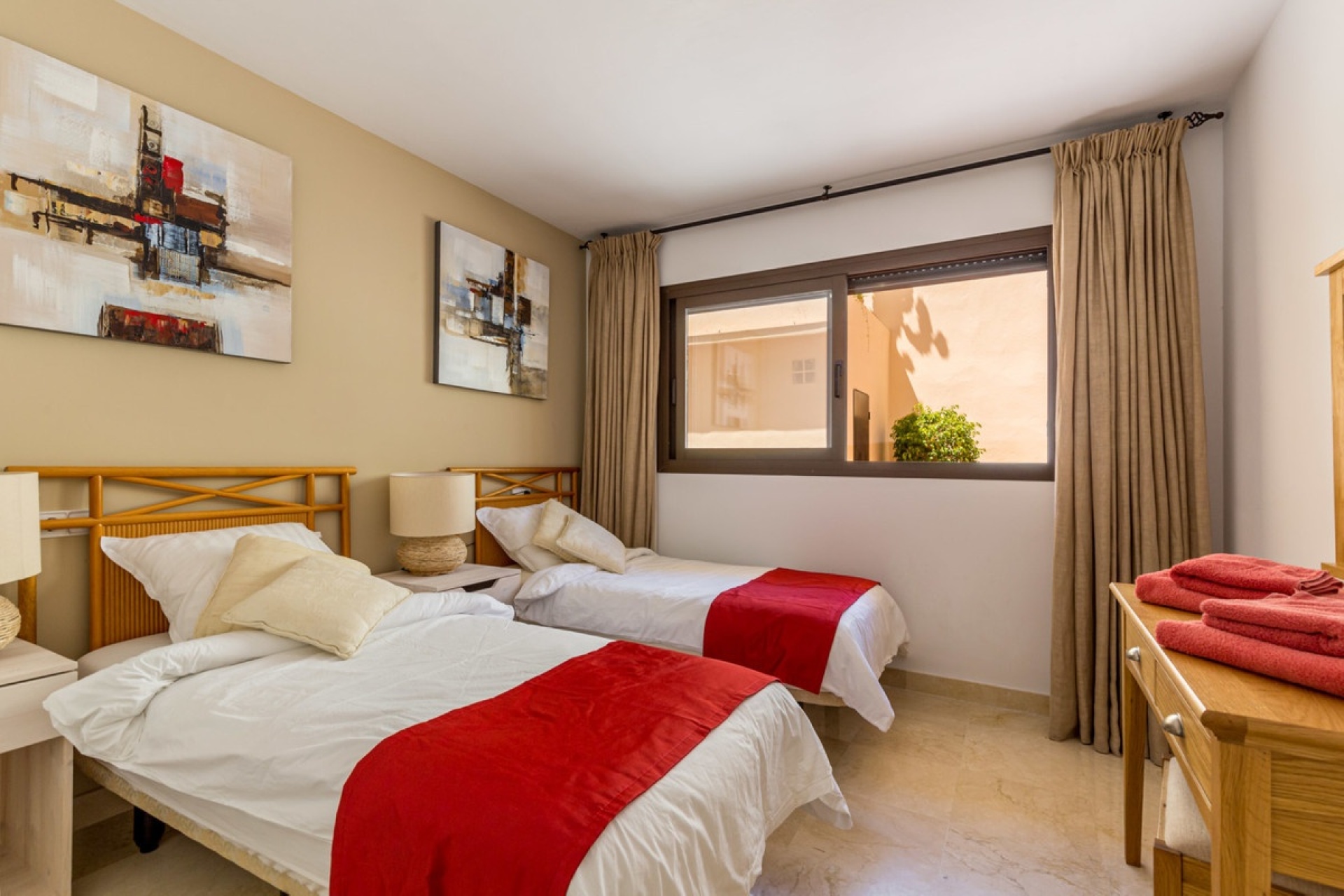 Resale - apartment - Benahavís - Los Arqueros