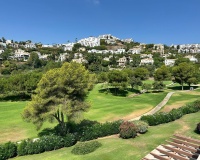 Resale - apartment - Benahavís - Los Arqueros