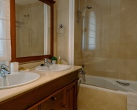 Resale - apartment - Benahavís - Los Arqueros